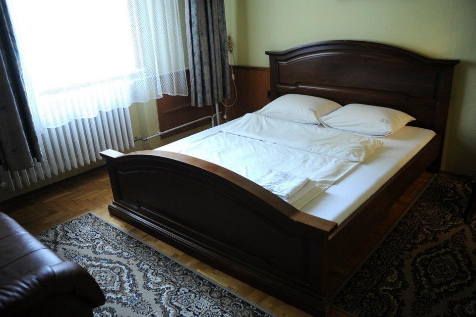 Kastelyszallo Mateszalka Bed & Breakfast Eksteriør bilde